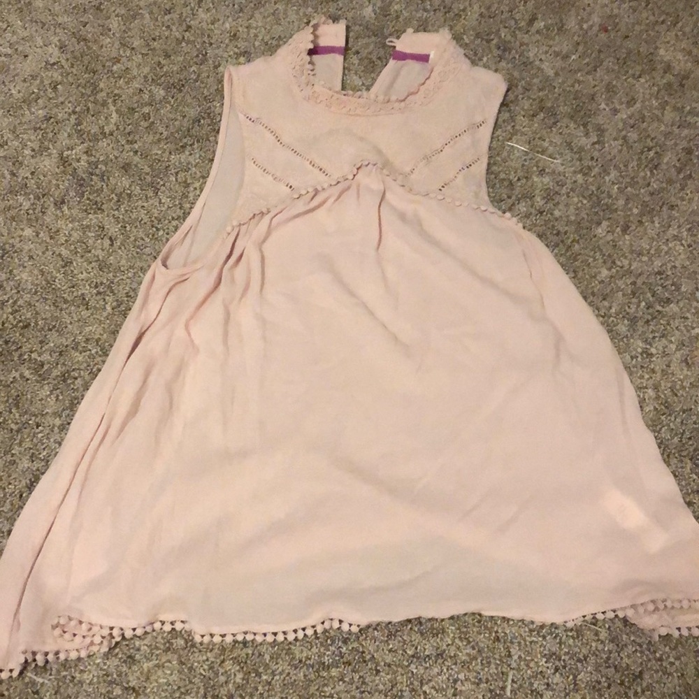 Pink tank